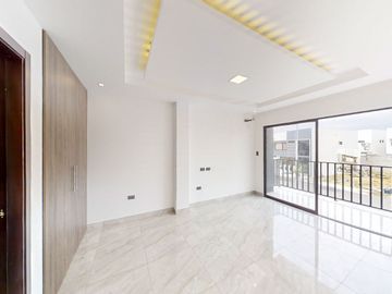 En Venta Casa Lista Por Estrenar Con 4 Habitaciones en Urb Mallorca, Via Salitre.