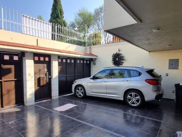 MODERNA CASA EN VENTA EN JARDINES DEL SUR, XOCHIMILCO