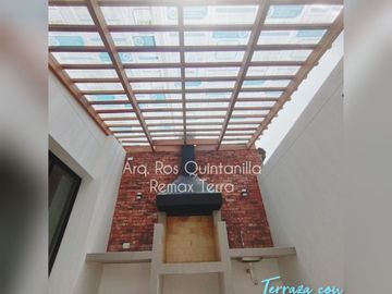 CON TERRAZA PARRILLERA PERFECTO DEPARTAMENTO ACCESIBLE EN 1ER PISO EN LARAPA
