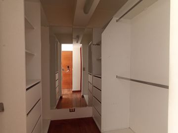 Lindo Dpto. Flat Primer Piso 254 m² - Chacarilla, Surco