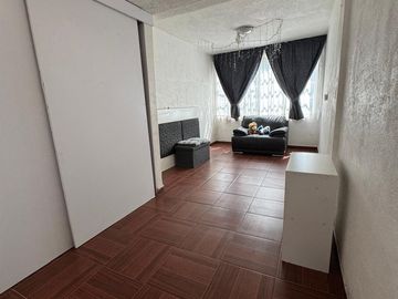 SE VENDE CASA REMODELADA  INFONAVIT IZTACALCO