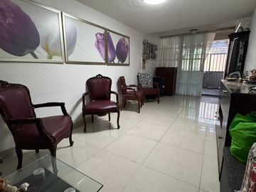 SE VENDE CASA REMODELADA  INFONAVIT IZTACALCO