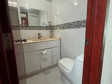 SE VENDE CASA REMODELADA  INFONAVIT IZTACALCO