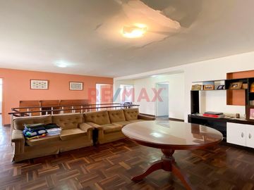Gran Oportunidad Para Inversionistas, Venta De Casa En Surco!!!!!