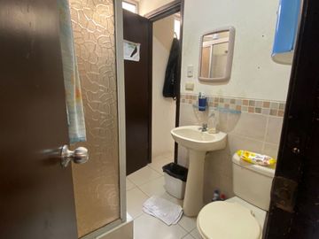 SE VENDE HERMOSA CASA DE 2 PLANTAS, URBANIZACION VILLA CLUB ETAPA LUNA