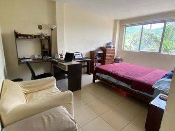 SE VENDE HERMOSA CASA DE 2 PLANTAS, URBANIZACION VILLA CLUB ETAPA LUNA
