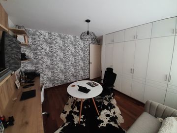 Vendo Hermoso Departamento 220 M2 Piso 1 en Surco