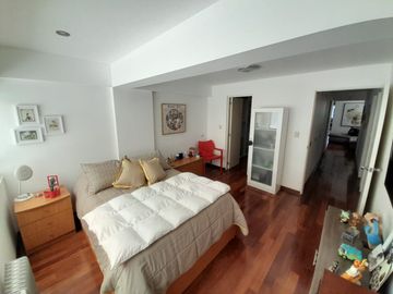 Vendo Hermoso Departamento 220 M2 Piso 1 en Surco