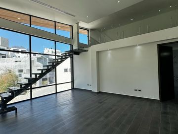 Casa en VENTA Sierra Alta 9o Sector