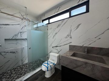 Casa en VENTA Sierra Alta 9o Sector