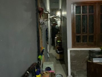 Rumah Siap Huni Lokasi Strategis di Ketintang Surabaya Selatan