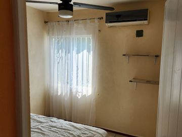 VENDO CASA EN FRACCIONAMIENTO XANA EN ESQUINA ( NO EN CLUSTER)