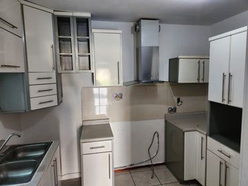 VENDO CASA EN FRACCIONAMIENTO XANA EN ESQUINA ( NO EN CLUSTER)