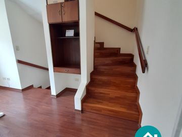VENDO CASA SECTOR EINSTEIN