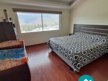 VENDO CASA SECTOR EINSTEIN