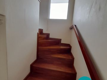 VENDO CASA SECTOR EINSTEIN