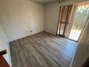 Villa Alemana, a pasos Troncal Urbano, 3 dormitorios, estar, mansarda