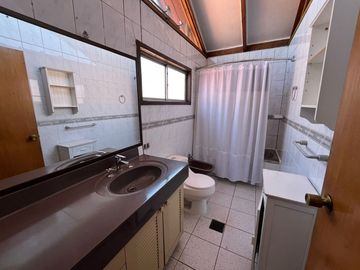 Villa Alemana, a pasos Troncal Urbano, 3 dormitorios, estar, mansarda