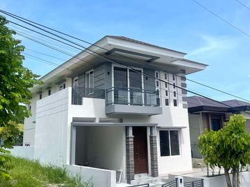 Overlooking 4 Bedroom House and Lot in Kishanta Subdivision Talisay City, Cebu