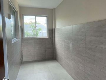 Overlooking 4 Bedroom House and Lot in Kishanta Subdivision Talisay City, Cebu