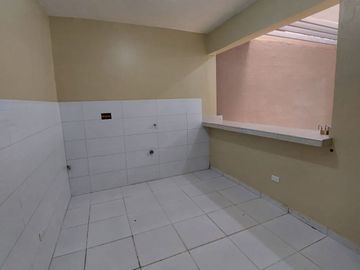 VENDO  local comercial en Zárate SJL