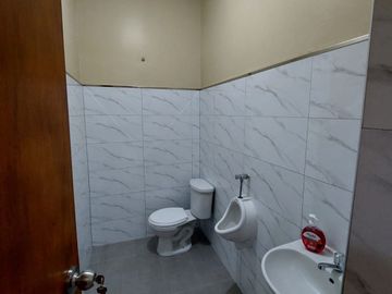 VENDO  local comercial en Zárate SJL