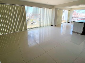 Punta Hermosa - TRIPLEX PENTHOUSE Frente a Parque de 3dorm + 2cocheras + Piscina + 3balcones