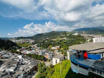 VENDO BONITO APARTAMENTO DE 2 ALCOBAS CON ASCENSOR EN EL SECTOR DE CABLE, MANIZALES