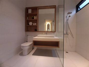 Rumah Baru Gress Full Furnished Lokasi Darmo Permai Surabaya