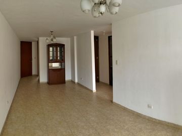 🚗 ¡Departamento en Santa Catalina con estacionamiento incluido! Tu hogar ideal te espera 🏡