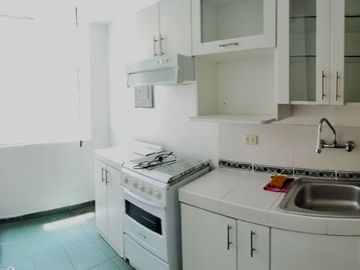 🚗 ¡Departamento en Santa Catalina con estacionamiento incluido! Tu hogar ideal te espera 🏡