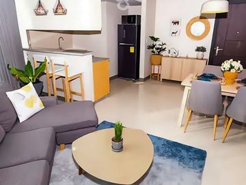 For Sale: One Bedroom Unit in Uptown Parksuites BGC, Taguig City