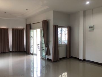 87472 - ขายด่วน บ้านเดี่ยว65ตร.ว.หมู่บ้านศศิธร แปลงยาว ฉะเชิงเทรา