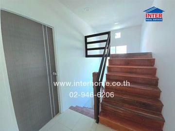 2-storey detached house, 50.7 sq.w., Lalin in the Park Village, near 5-way Watcharapol Intersection, Soi Watcharapol 3, Intersection 3, Watcharapol Ro