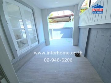 2-storey detached house, 50.7 sq.w., Lalin in the Park Village, near 5-way Watcharapol Intersection, Soi Watcharapol 3, Intersection 3, Watcharapol Ro