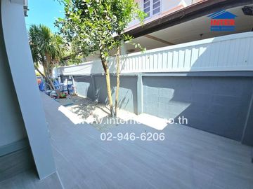 2-storey detached house, 50.7 sq.w., Lalin in the Park Village, near 5-way Watcharapol Intersection, Soi Watcharapol 3, Intersection 3, Watcharapol Ro