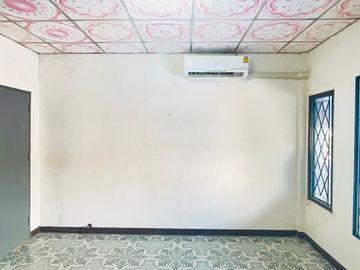 86115 - ขายด่วน ทาวเฮาส์ 2ชั้น 20.3 ตรว. 2ห้องนอน 2 ห้องน้ำ รุ่งเรืองเฮาส์ โครงการ1 ลำลูกกาคลอง4