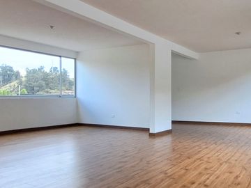 CASA VIP EN VENTA - USHIMANA - VALLE DE LOS CHILLOS