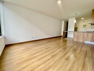 Suite en Venta en Espectacular Edificio La Recoleta Catalina Aldaz y Eloy Alfaro Quito Ecuador