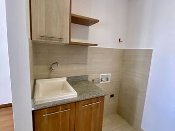 Suite en Venta en Espectacular Edificio La Recoleta Catalina Aldaz y Eloy Alfaro Quito Ecuador