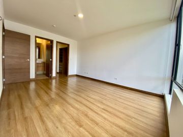 Suite en Venta en Espectacular Edificio La Recoleta Catalina Aldaz y Eloy Alfaro Quito Ecuador