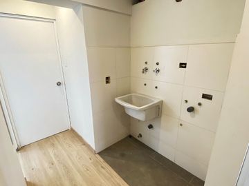 Venta De Departamentos De Estreno En Urb. Salamanca De Monterrico