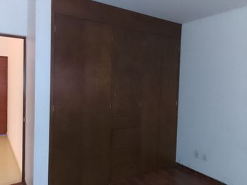 Departamento en Venta en Colinas del Parque con Espacios muy amplios.