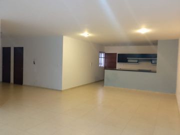 Departamento en Venta en Colinas del Parque con Espacios muy amplios.
