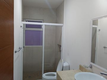 Departamento en Venta en Colinas del Parque con Espacios muy amplios.