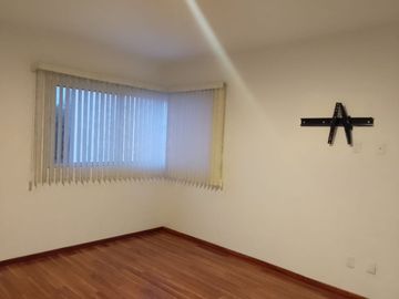Departamento en Venta en Colinas del Parque con Espacios muy amplios.