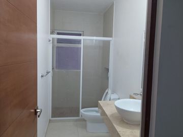 Departamento en Venta en Colinas del Parque con Espacios muy amplios.