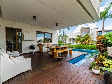 Casa en Venta, Zona Hotelera, Cancún, Quintana Roo.