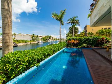 Casa en Venta, Zona Hotelera, Cancún, Quintana Roo.