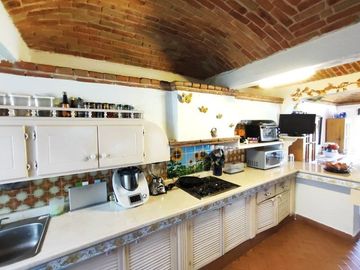 Casa colonia en venta con alberca común en Tequisquiapan